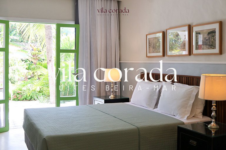 Charming triple suite overlooking the garden