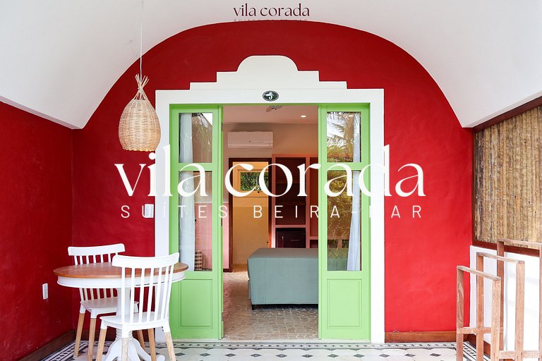 Deluxe double suite overlooking the garden.